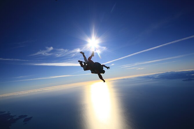 18,000ft Tandem Skydive over Abel Tasman - Is $1,080 good value?