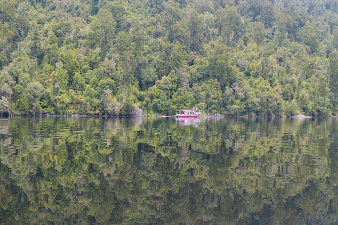 2-Hour Scenic Cruise in Lake Mapourika - What the two-hour schedule really gives you
