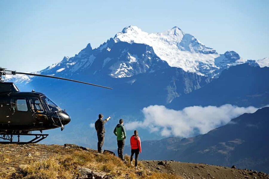 20-Min Helicopter Tour from Glenorchy | Alpine Express - Stepping Out on the Mountain
