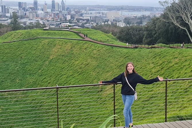 2025 Award Winning: Auckland City Highlights Half Day Tour - Holy Trinity Cathedral and Pacific-Gothic design