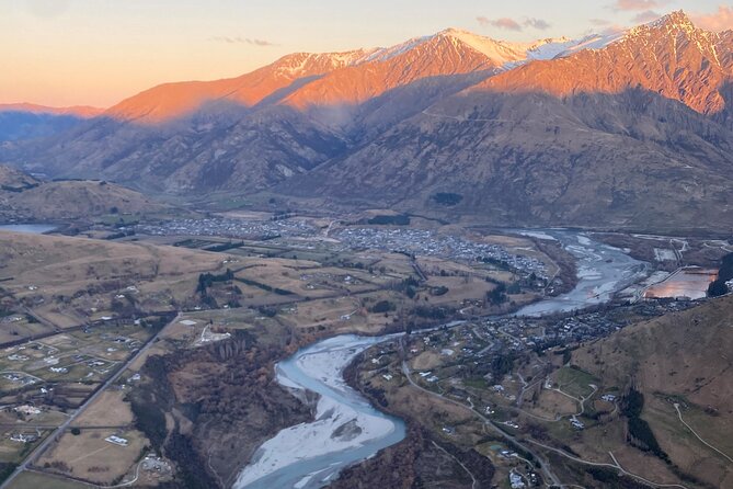 25-Minute Remarkables Helicopter Tour from Queenstown - Small group, good sightlines, and practical comfort