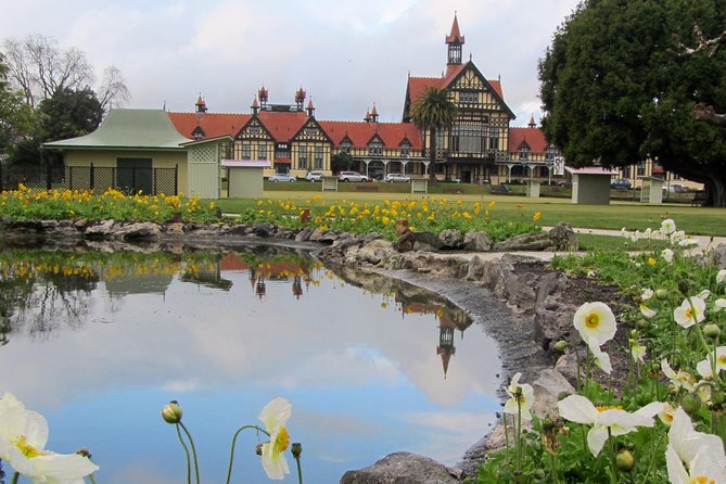 3 Day Bay Of Islands Tour from Auckland including Waitangi and Cape Reinga - Cape Reinga, Puketi Forest, and Ninety Mile Beach