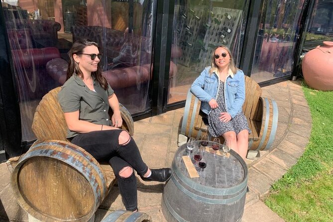 4.5-Hour Scenic Wine Tour with Private Guide & Up to 12 Tastings - Meeting at Matiatia and getting your bearings in Oneroa