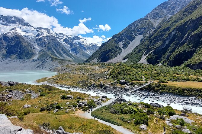 4 Day Tour to Milford Sound, Mount Cook & More from Christchurch - Day two: Tekapo, Pukaki, and four hours near Mount Cook