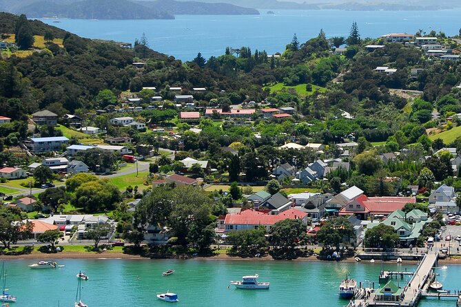 5-Day Bay of Islands, Auckland, Hobbiton, Rotorua & Waitomo Tour - Day three: Auckland from the road and on foot