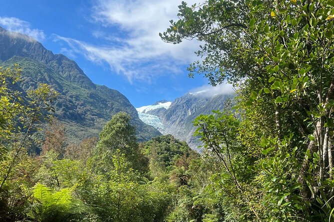 6 Day Christchurch to Queenstown via Mt Cook & Milford Sound Tour - Day 1: Castle Hill to the Pancake Rocks
