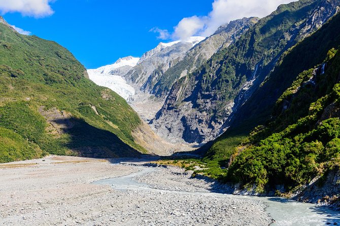 6 Day South Island Circut: Milford Sound, Queenstown and Glaciers - The TranzAlpine is a strong finale