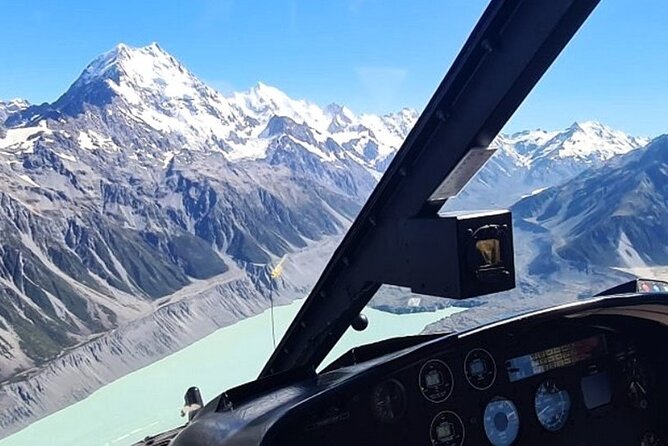 9 Day South to North Island NZ Private Tour from Queenstown - Day 6: Christchurch and the flight north