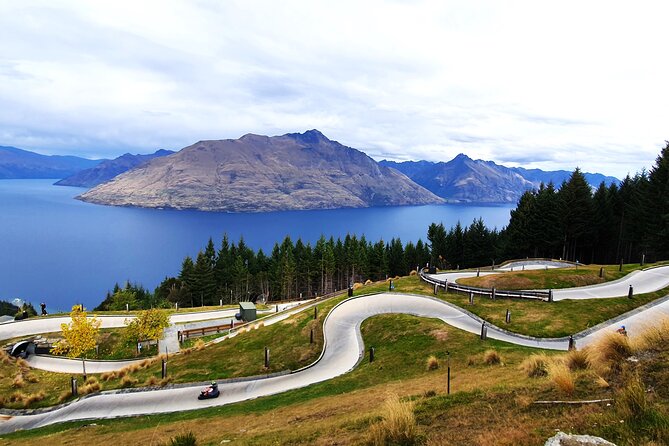 9 Day South to North Island NZ Private Tour from Queenstown - Day 1: Milford Sound, Doubtful Sound, or Te Anau