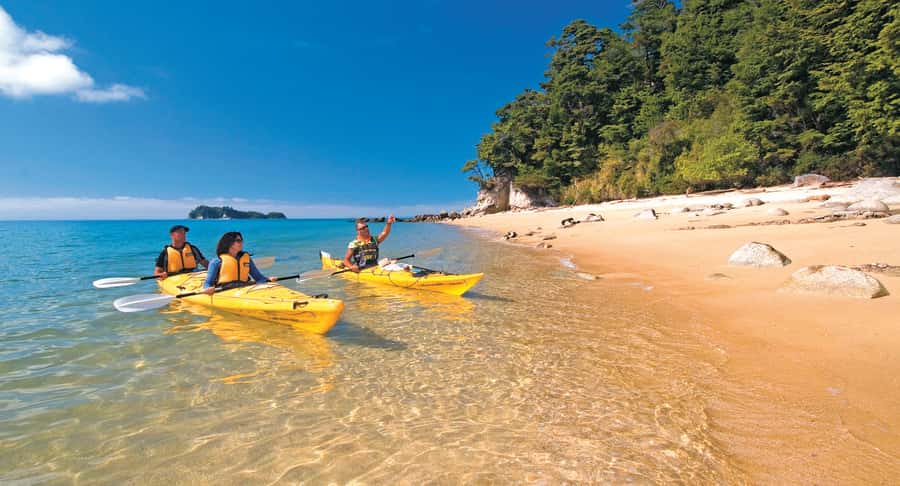Abel Tasman Kayaks: 1 Day Freedom Kayak Rental - Starting in Marahau with a hands-on briefing