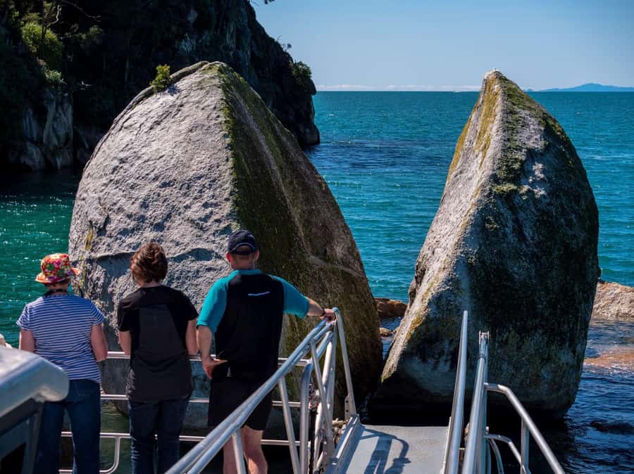 Abel Tasman National Full Park Scenic Cruise - Awaroa and the run to Totaranui