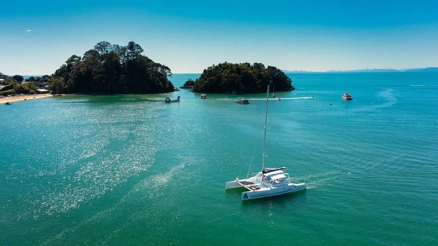 Abel Tasman National Park: Cruise, Walk & Sailing Tour - The 30-minute cruise to Anchorage Bay