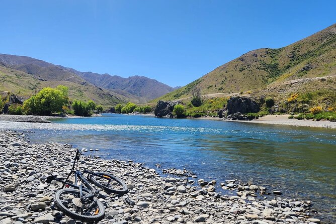Akaroa Private Group Day Trip from Christchurch - Lyttelton Harbour and the Port Hills