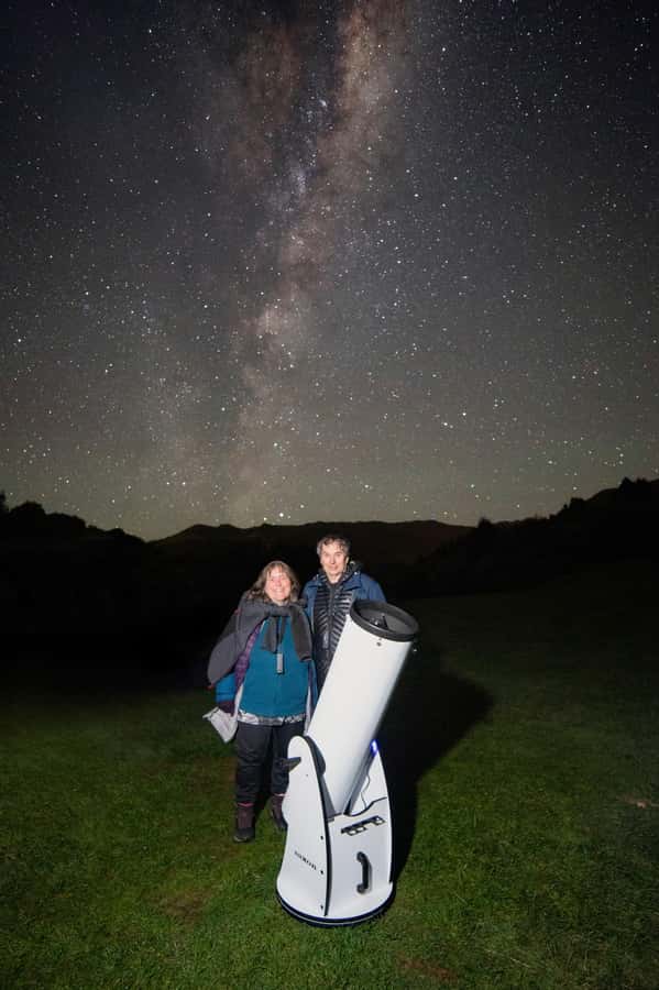 Akaroa: Stargazing Tour with 2 Telescopes & Souvenir Photos - Hot drinks, blankets, and the cold-night reality