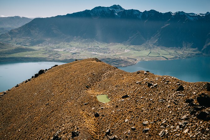 Altitude Golf by Helicopter from Queenstown - Five balls, three tee boxes, one very short round