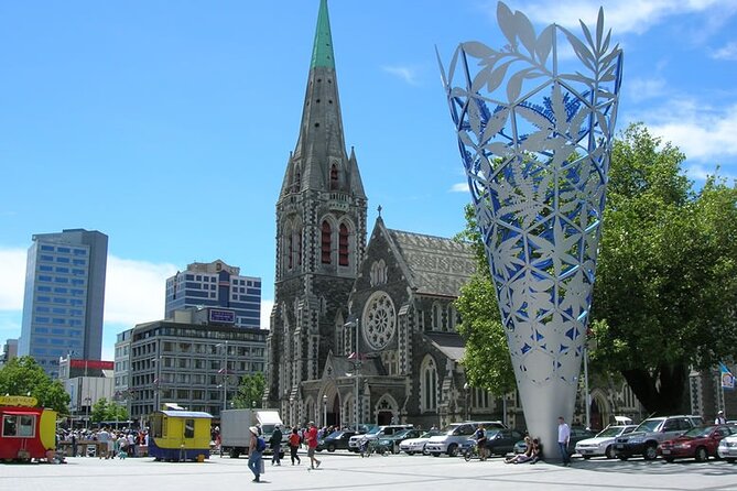 Arrival Private Transfer from Airport CHC to Christchurch in Business Car - Should you book it?