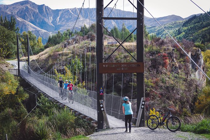 Arrowtown to Gibbston – Iconic Arrow River Bridges Bike Ride - The Arrow River Bridges Trail is the heart of the outing