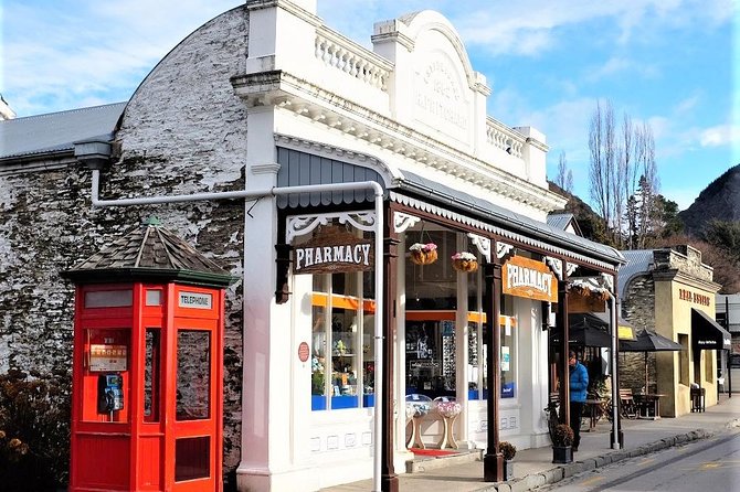 Arrowtown Wanaka Private Day Tour from Queenstown - Cardrona brings a drink and an odd piece of roadside folklore
