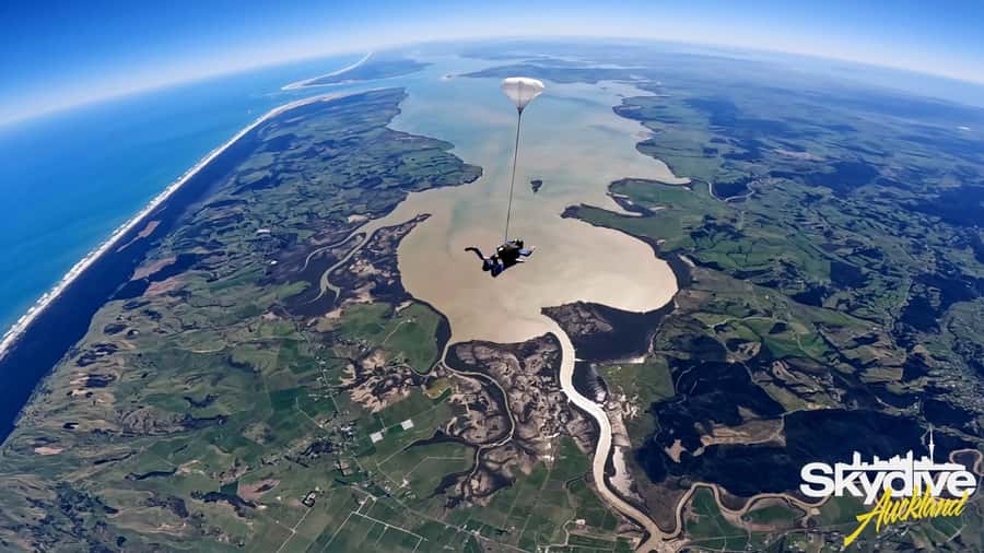 Auckland: 13000, 16000, or 18000-Foot Tandem Skydive - Is $206 a good value?