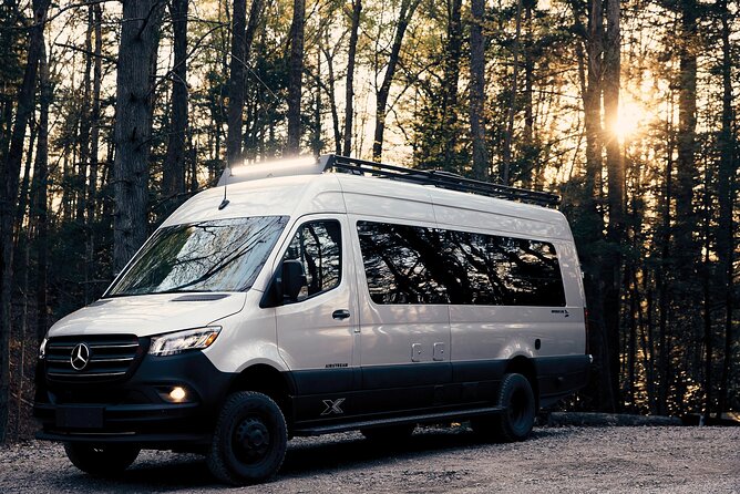 Auckland Airport Private Transfers in a Luxury Minibus - Key Points for Your Auckland Arrival