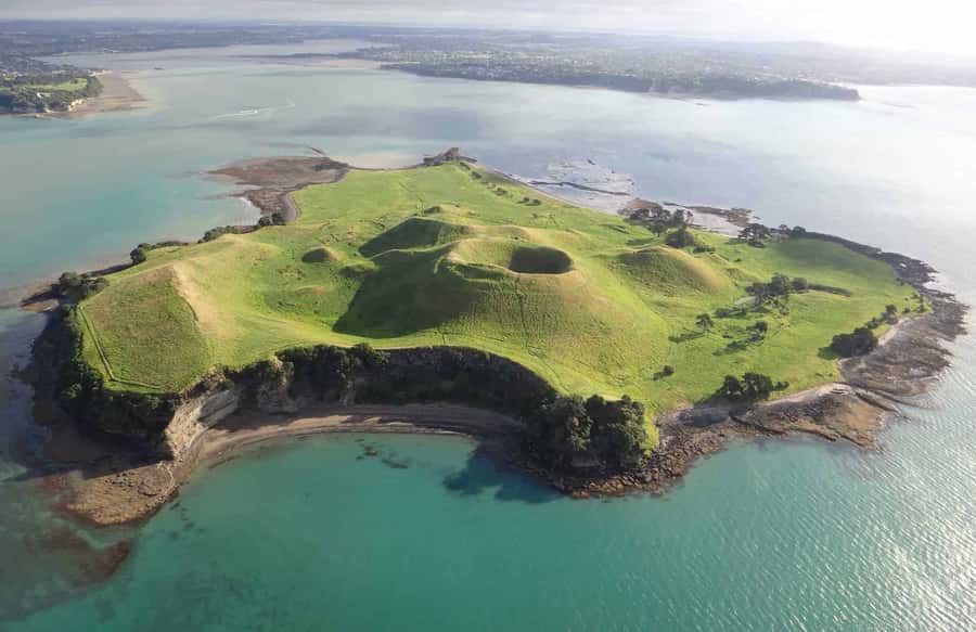 Auckland: Browns Island (Motukorea) Sea Kayak Tour - Why Motukorea makes a good Auckland day out