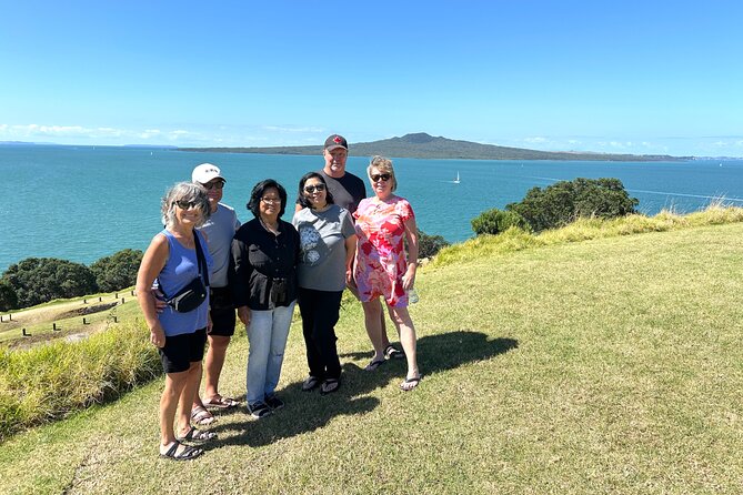 Auckland City Half Day Top Sightseeing Tour(Small Group Tour) - Boats and city views at Westhaven Marina