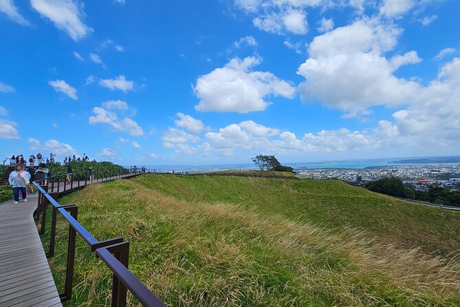 Auckland City Halfday Guide Tour - Mission Bay gives the tour breathing room