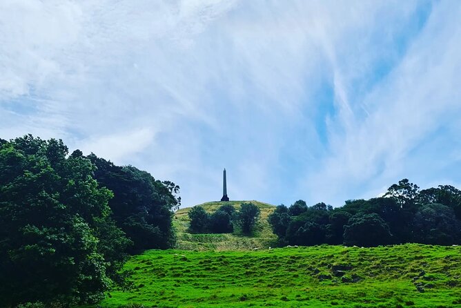 Auckland City Highlights Full Day Tour - Mount Eden: the tour’s strongest viewpoint