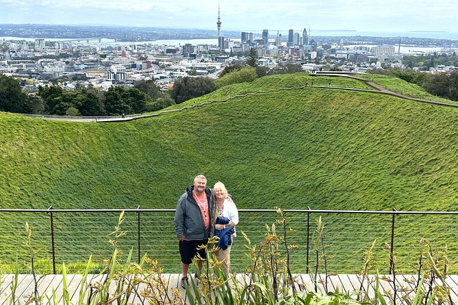 Auckland City Top Spots Half Day Tour(Small Group Tour) - Harbour Bridge and Westhaven Marina: Auckland by water