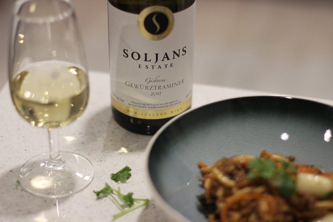 Auckland City Tour & Kumeu Wine Country Includes Wine Tastings & Lunch - Lunch and the first tasting at Soljans Estate