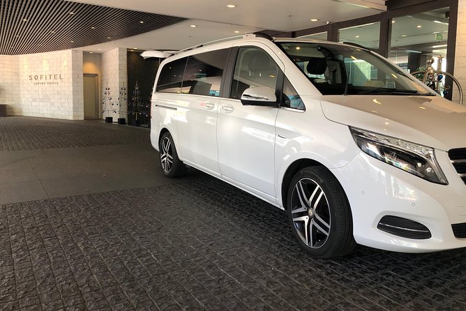 Auckland Cruise/Wharf & Airport Transfers - From Auckland Airport to your city accommodation