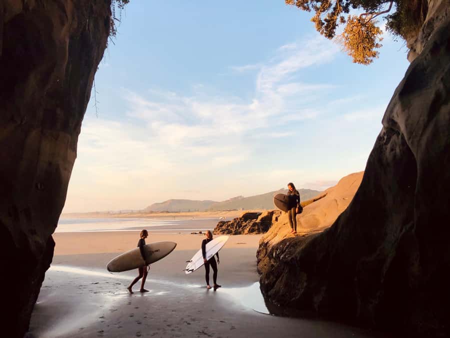 Auckland: Group Surfing Lesson with Muriwai Surf School - The value of an instructor like Jacob