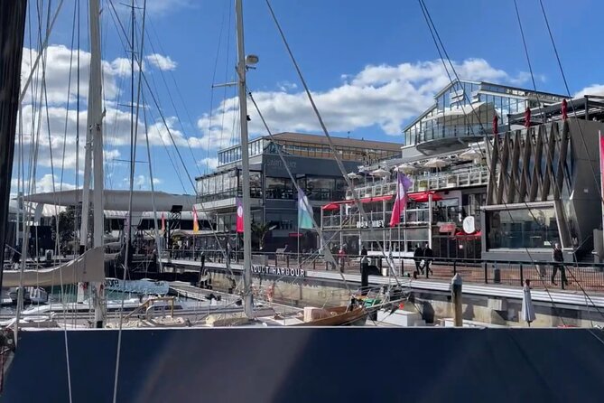 Auckland Highlight Fullday City Tour - MJ Savage Memorial Park and Achilles Point