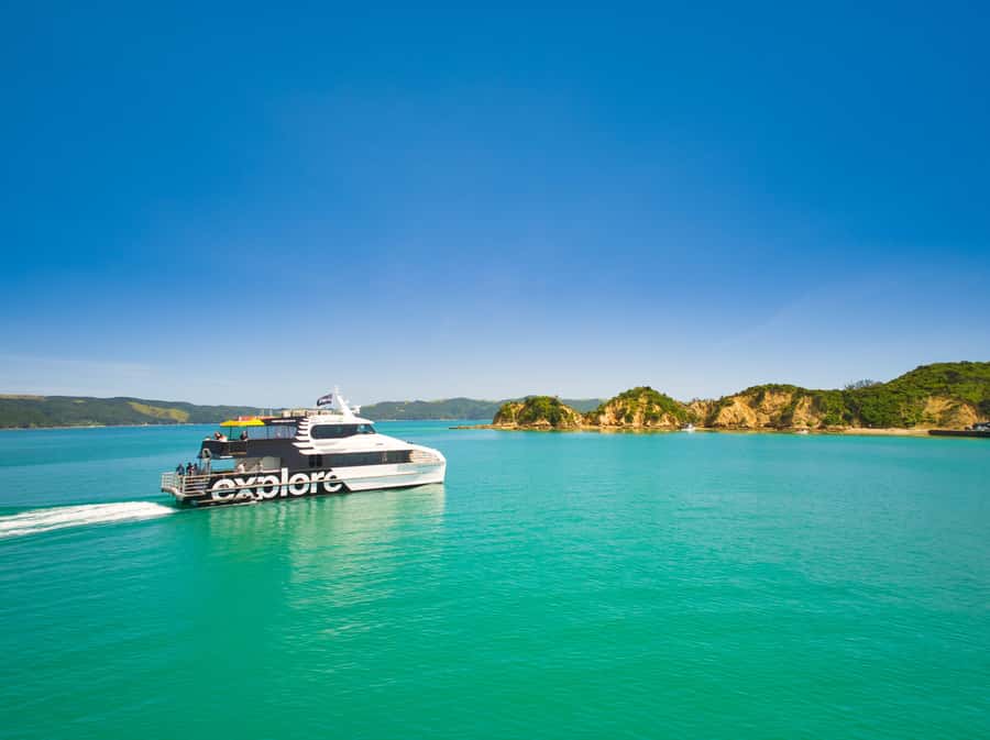 Auckland: Rotoroa Island and Man O'War Vineyard Combo Tour - Key points at a glance