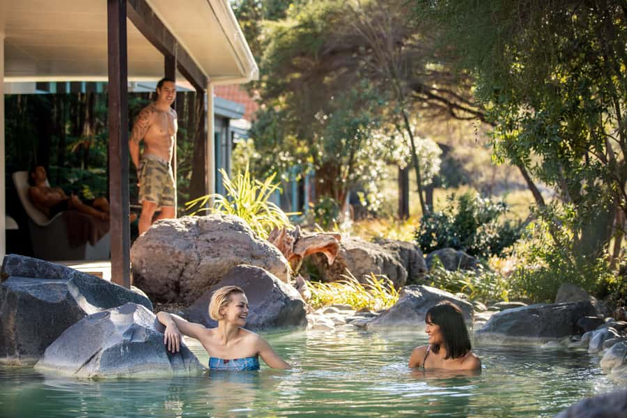 Auckland: Rotorua Highlights inc Wai-O-Tapu & Polynesian Spa - Why this Auckland to Rotorua day trip works