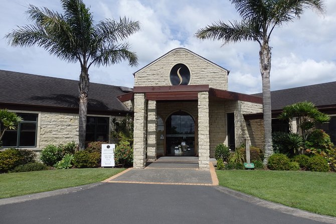 Auckland Scenic Day Tour Full-Day- 8 HOURS - Ponsonby, Remuera, and Auckland’s residential character