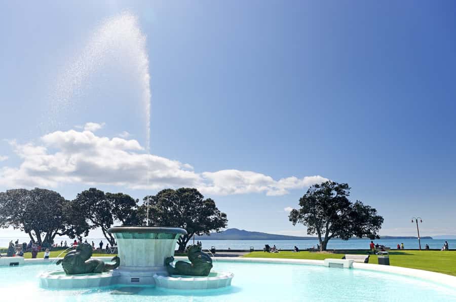 Auckland Scenic Half-Day City Sightseeing Tour - Mount Eden, Auckland’s best view from the route