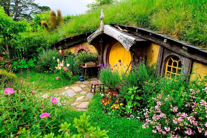 Auckland to Hobbiton Movie Set Private Tour - Entering the Hobbiton Movie Set