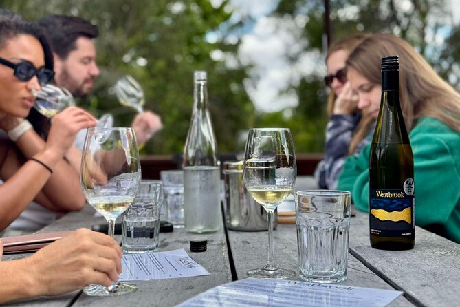 Auckland West Vineyard Tour with lunch and tastings incl - What the six-hour timing feels like