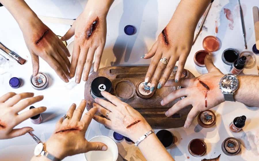 Auckland: Wētā Workshop Unleashed Creative Classes Ticket - Scars and Scrapes: practical horror in 60 minutes