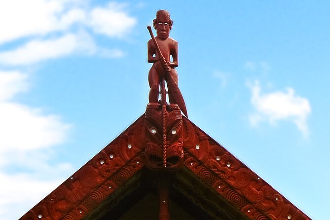 Bay of Islands 2-Day Small Group Tour & Cruise from Auckland - An evening in Paihia