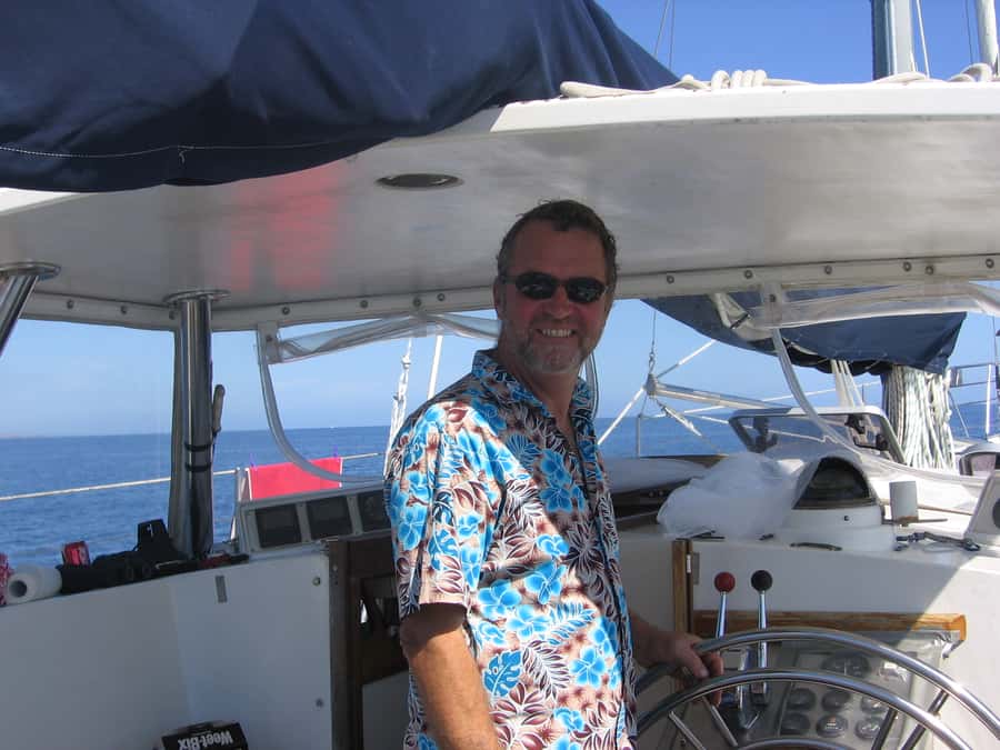 Bay of Islands: Awesome Day Sailing Tour with Island Stop - Wildlife watching without promises