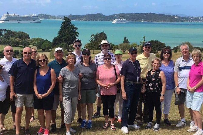 Bay of Islands Glow Worm Caves & Scenic Shore Excursion - At a glance: what makes this outing worthwhile