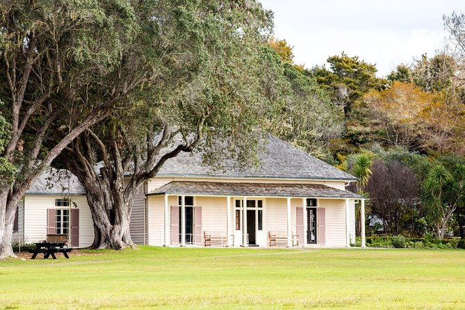Bay of Islands Heritage Experience from Auckland incl. Waitangi & Russell - A ferry crossing from Paihia to Russell