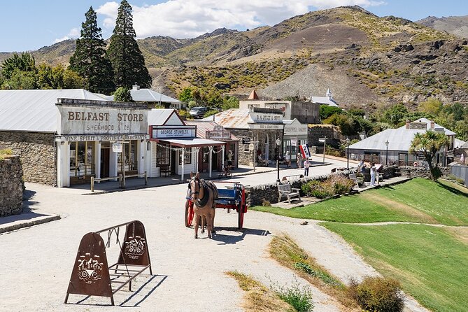 Boutique Wine Tour - visit Central Otago, 4 Wineries & Lunch - Cromwell Heritage Precinct and the old gold-mining story