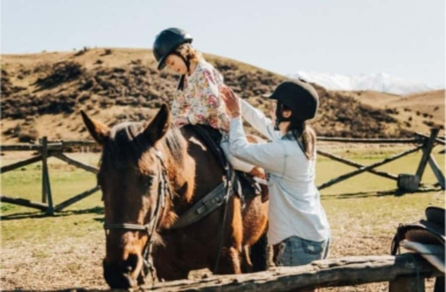 Cardrona Valley: Horse Trekking Experience - Meeting the horses beside Cardrona’s famous bra fence