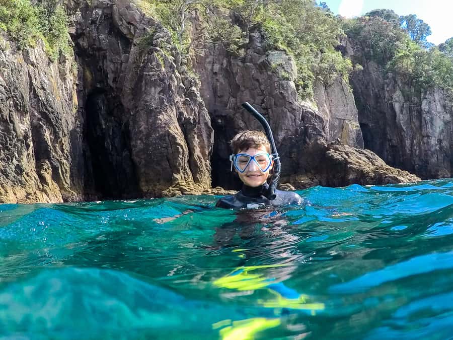 Cathedral Cove Marine Reserve: Snorkeling Boat Trip - Cathedral Cove From the Water