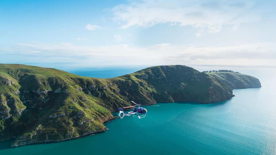 Christchurch: 20-Minutes City Helicopter Flight - The return along the estuary and coast