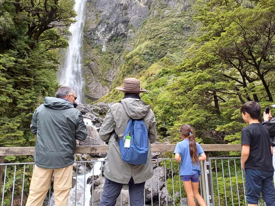 Christchurch: Arthur's Pass & Castle Hill Scenic Day Tour - From Christchurch to the Canterbury foothills