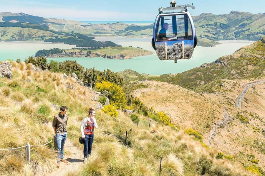 Christchurch Gondola and Tram City Tour Combo - Riding the Christchurch Gondola to Mount Cavendish